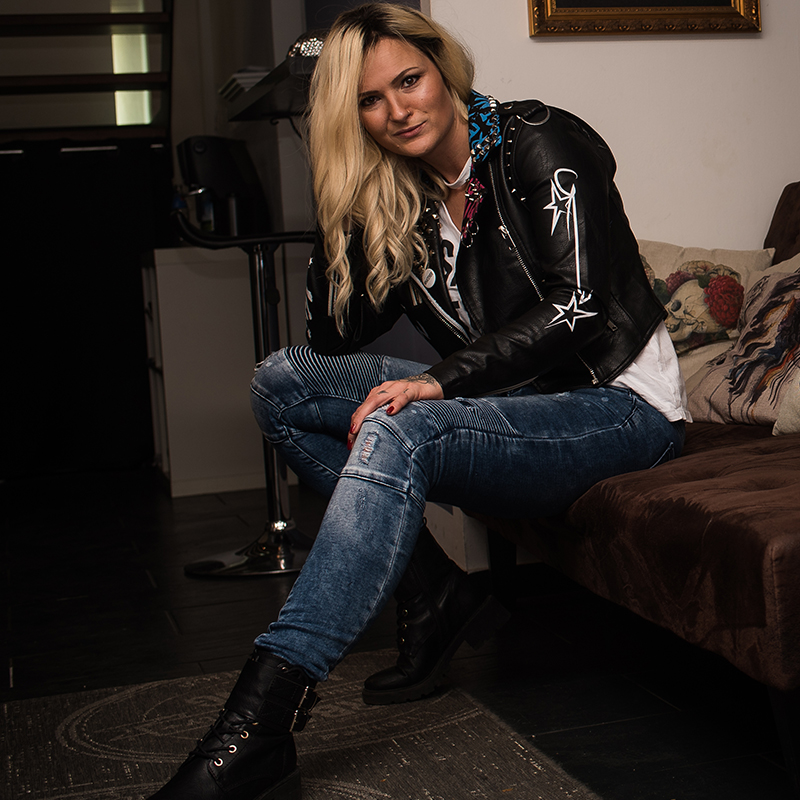 Tina Mandarina Syndicat Tattoo Studio Wien Tina 1